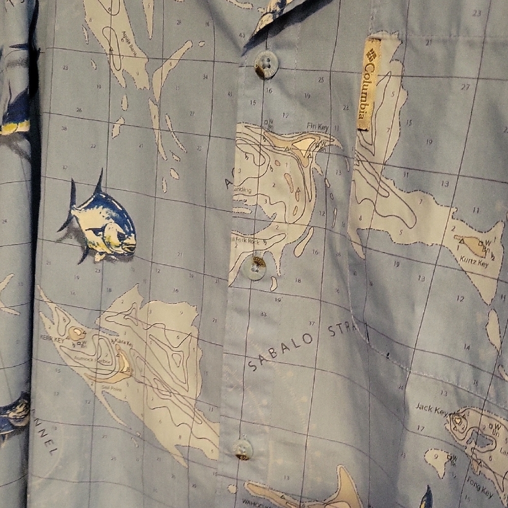 Columbia Large Button Up Shirt Short Sleeve Blue Saltwater Map Fish Print New - Picture 3 of 5